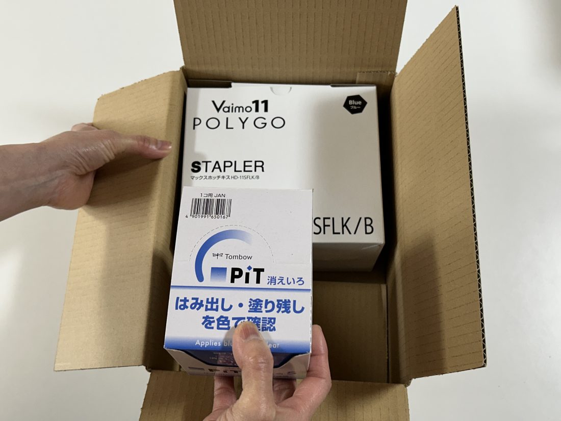 検品・梱包作業の様子